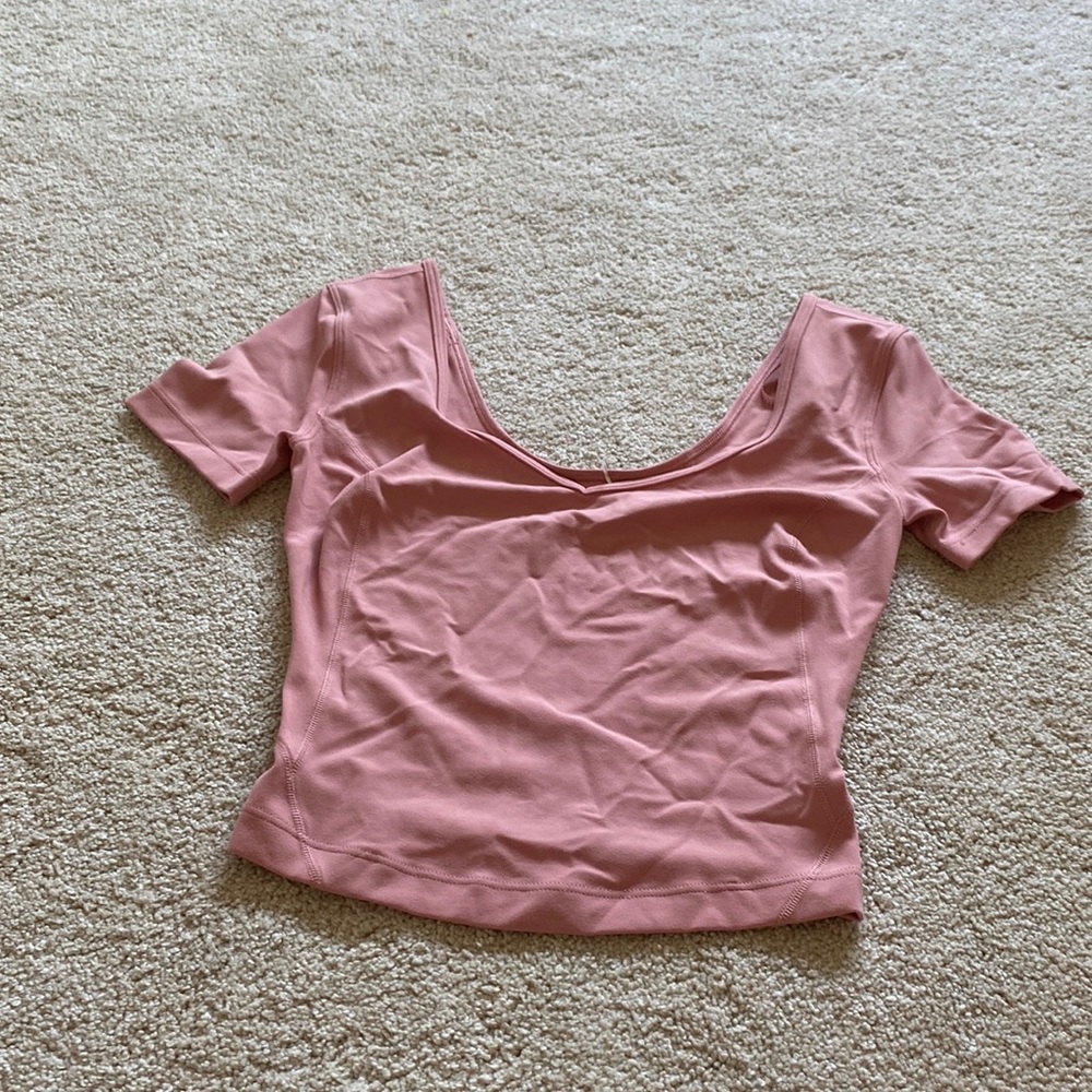 lulu lemon align Tee!!